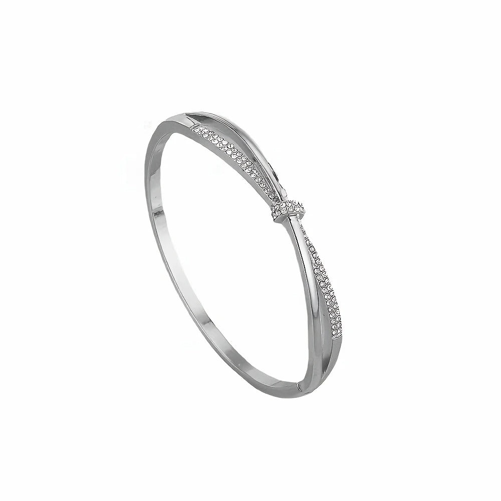 Enkel og Elegant Armring med Rhinestones – Perfekt Gave til Jul og Spesielle Anledninger
